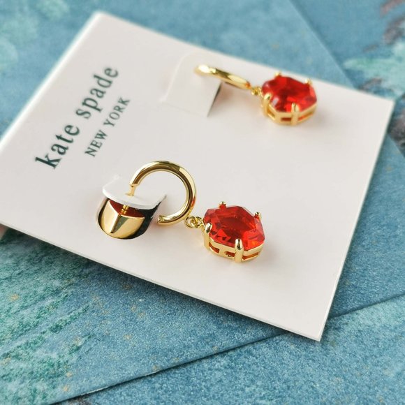 Kate Spade treasure trove gold fuchsia Huggie Earrings New w/dust bag - Picture 2 of 3